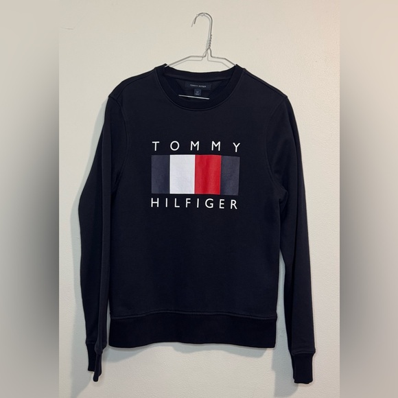 Tommy Hilfiger Black Crewneck Sweater with Logo Mens Small - Picture 1 of 4